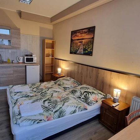 Apartmán Hradná 9 Nové Zámky Exterior foto