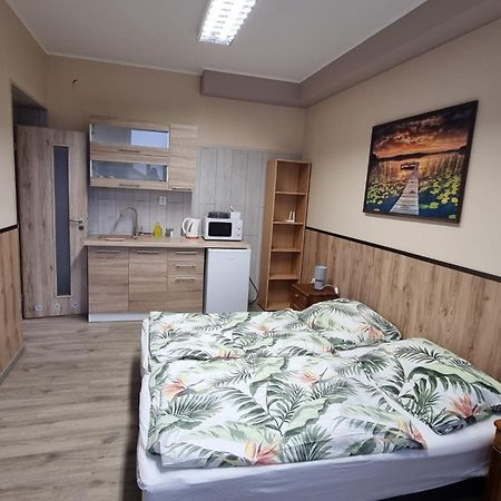 Apartmán Hradná 9 Nové Zámky Exterior foto